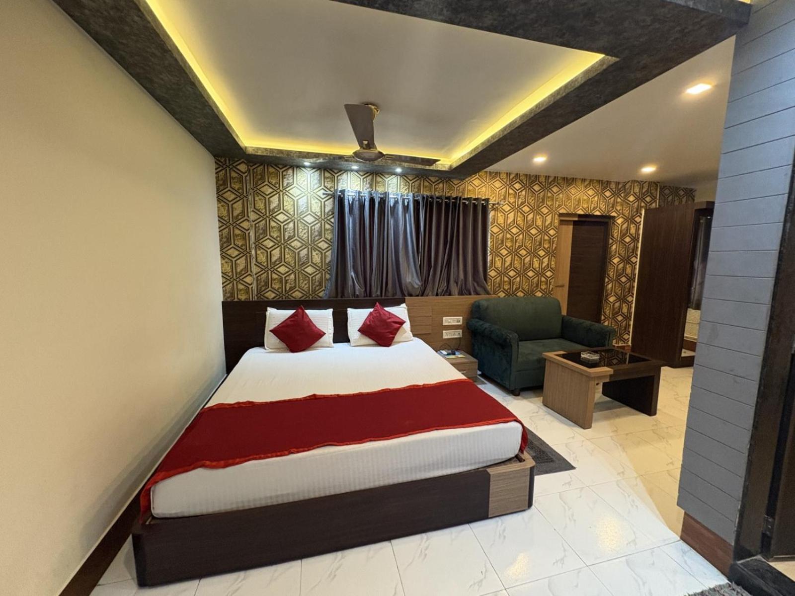 Hotel New Classic Inn Near Sea Beach,Full Air-Conditioning With Restaurant 디가 외부 사진